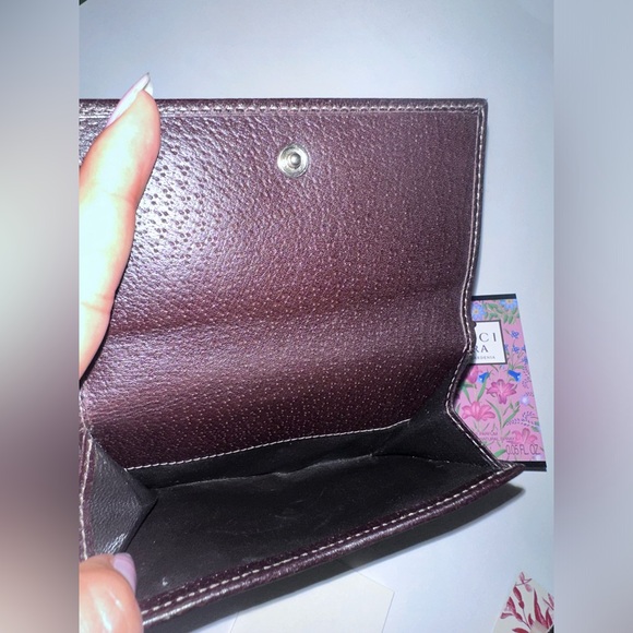 Gucci Beige and Dark Brown Monogram Wallet - Picture 4 of 14